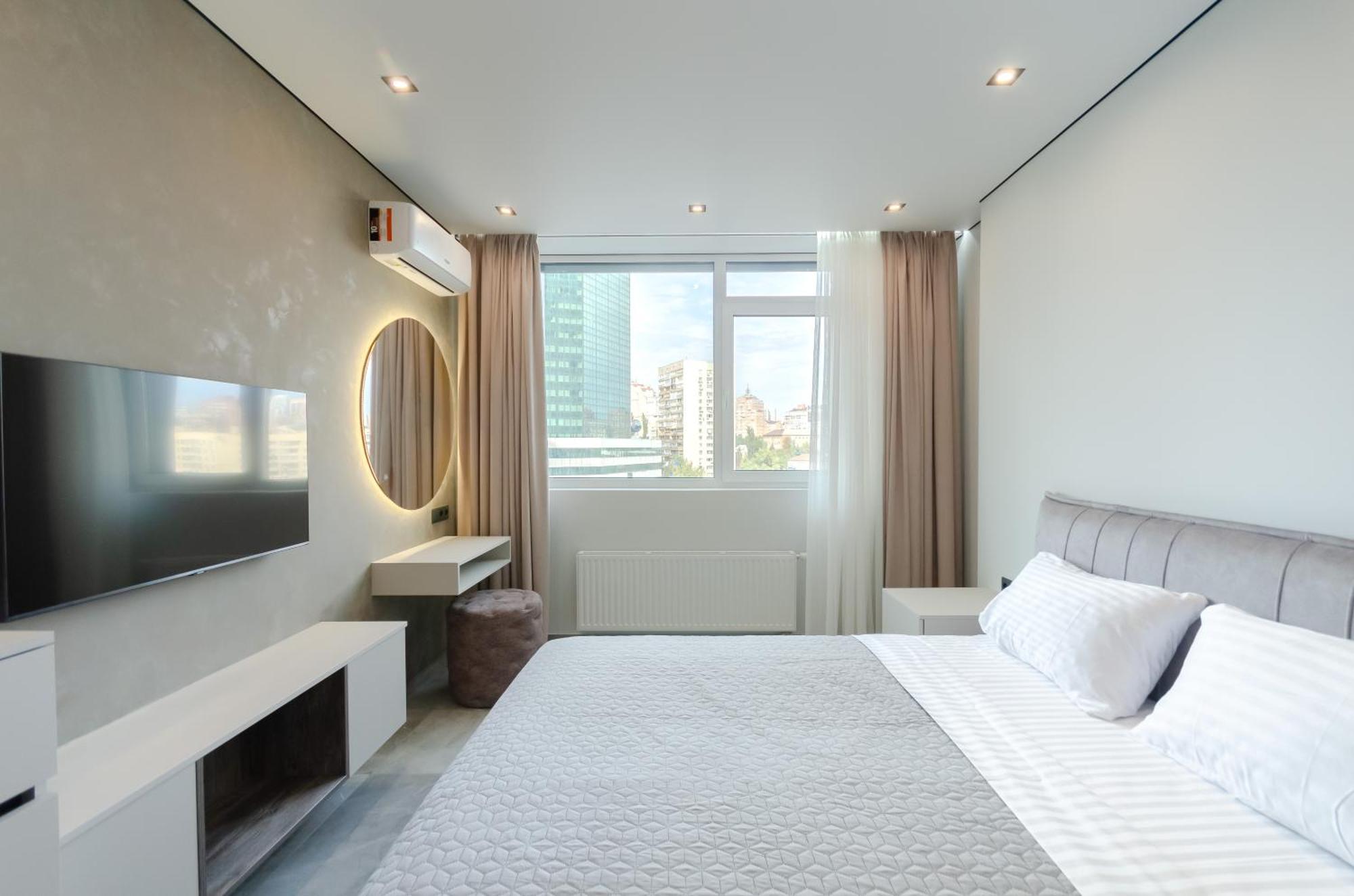 Petrovdom 7-13 In Rc Manhattan City,beresteiskyi 11 كييف